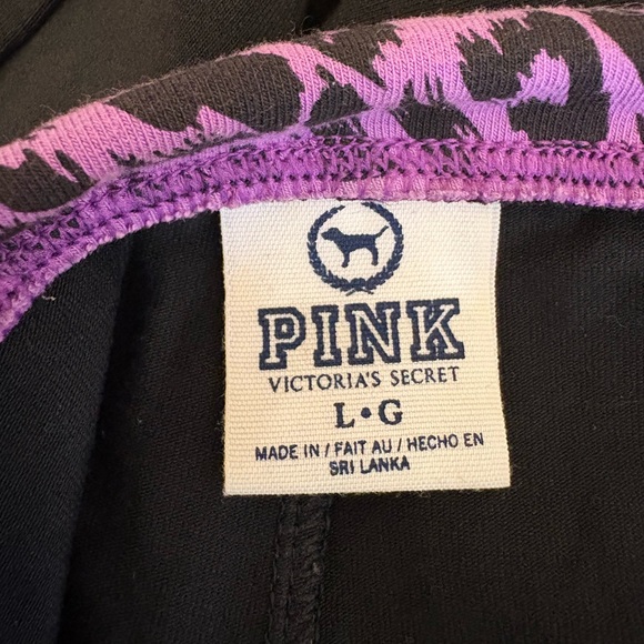 PINK By Victoria’s Secret | Black Yoga Pants with Pink Leopard Print Waistband 💜 - Picture 3 of 16